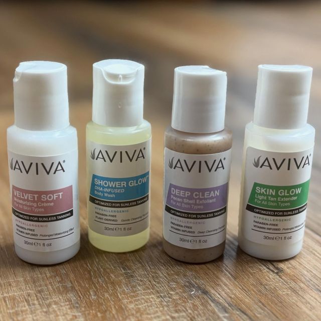 ✨ The perfect glow starts with the right routine! ✨
This mini kit has everything you need to prep, protect, and extend your sunless tan:
🌸 Exfoliate
🚿 Cleanse
💧 Moisturize
🌞 Extend your glow

Grab your kit today and keep your tan looking flawless longer! 💕